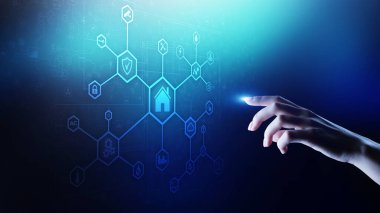 Sanal ekrandaki akıllı ev kontrol paneli. IOT ve Otomasyon teknolojisi kavramı.