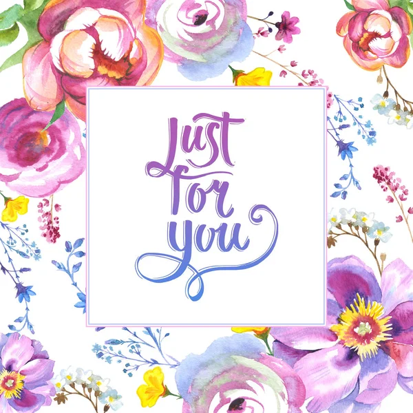 Kır çiçeği gül çiçek çerçeve izole bir suluboya tarzında