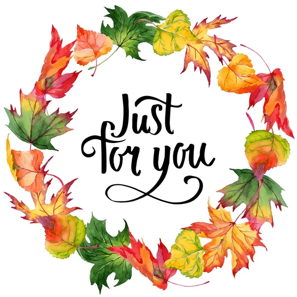 Akçaağaç yaprakları çelenk suluboya tarzında.