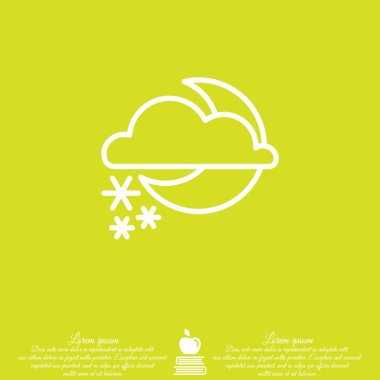 Moon, bulutlar ve kar