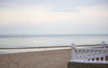 sunrise güzel gökyüzüne görünümüyle deniz manzarası
