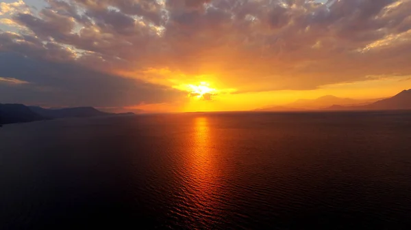 Atardecer aérea griega desde arriba athens drone — Foto de Stock