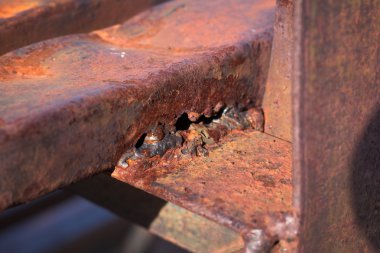 Kaynak dikiş çelik sac üzerine