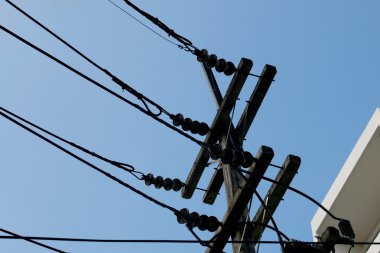 Elektrik iletim kulesi, enerji ve teknoloji