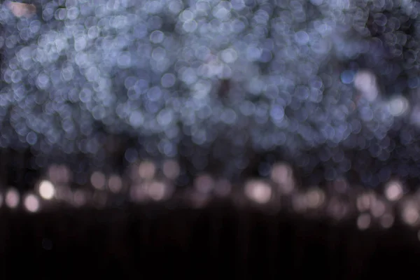 夜背景のボケ味のハート型します。多重ライト. — ストック写真