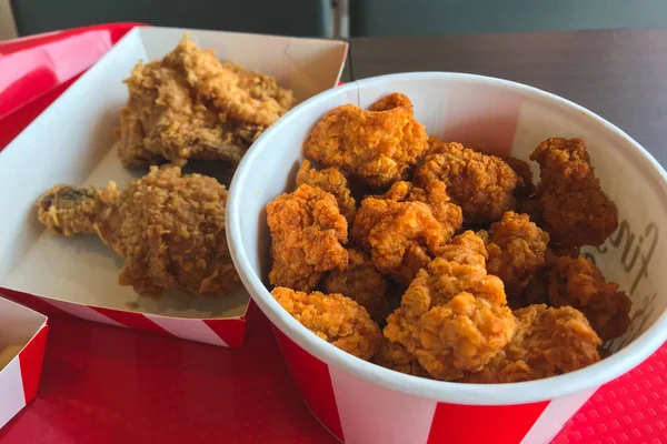 Fried Chicken Pop Nuggets Ready Eat — Stock Photo, Image