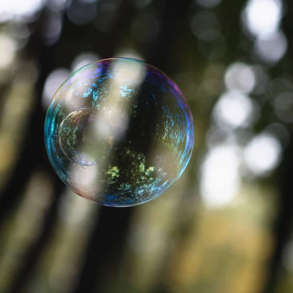 The clear bubble with reflections. — Stock Photo, Image