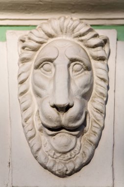 Formdaki Moskova'da binanın mimari öğesi 