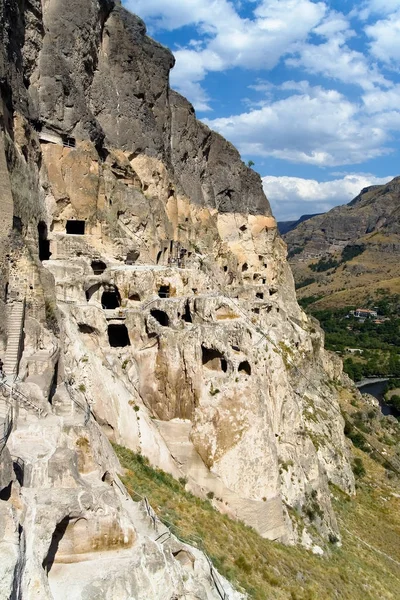 Complejo de monasterios de cuevas en el sur de Georgia . — Foto de Stock