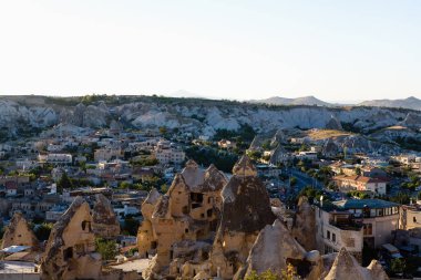 Akşam Göreme şehir görünümünü.