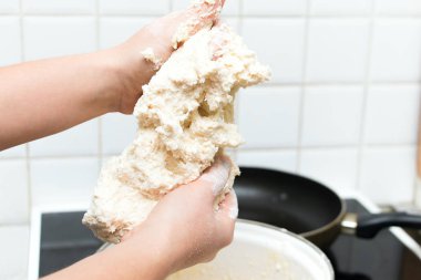 pişirme için bitmiş hamur