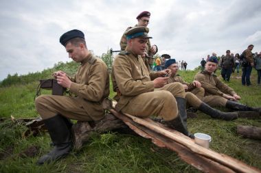 Kiev, Ukrayna 8 Mayıs 2016: Askeri tarihi Festivali 'Peremoga.Ua' (Victory.Ua) Kiev içinde başladı.