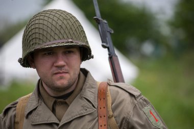 Kiev, Ukrayna 8 Mayıs 2016: Askeri tarihi Festivali 'Peremoga.Ua' (Victory.Ua) Kiev içinde başladı.