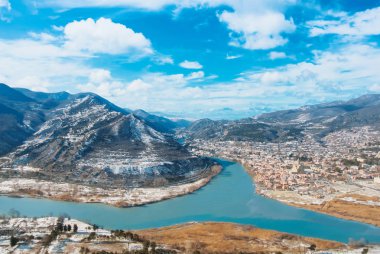 Eski eski Gürcü kasabaya Mt ikonik hava panoramik Üstten Görünüm
