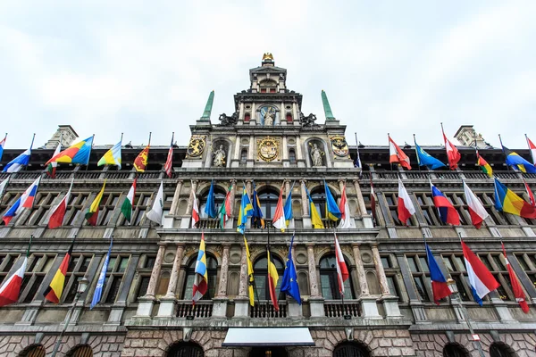 Municipio sulla Grande Piazza del Mercato di Anversa, Belgio — Foto Stock