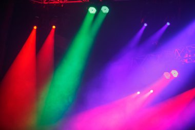 konser ışık gösterisi