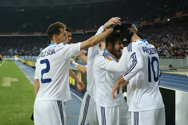 Dynamo Kyiv players celebrating scored goal in UEFA Europa League Round of 16 second leg match between Dynamo and Everton — Stock Photo, Image
