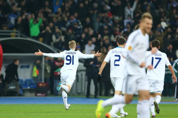 Lukasz Teodorczyk celebrates scored goal, UEFA Europa League Round of 16 second leg match between Dynamo and Everton — Stock Photo, Image