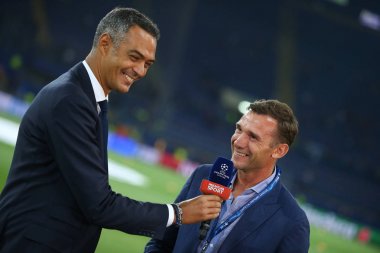 Kharkiv, Ukrayna - 13 Eylül, 2017: Andriy Şevçenko gülümsüyor veren sigorta primi spor Hd canale için röportaj. Mediaset Premium televizyon kanalı. Şampiyonlar Ligi. Shakhtar - Napoli. Metalist Stadyumu