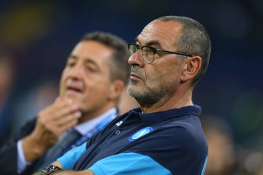 Kharkiv, Ukrayna - 13 Eylül, 2017: Ssc Napoli koçu Maurizio Sarri yakın çekim portre. Şampiyonlar Ligi. Shakhtar - Napoli. Metalist Stadyumu