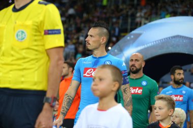 Kharkiv, Ukrayna - 13 Eylül, 2017: Marek del portre sahaya geliyor. Şampiyonlar Ligi. Shakhtar - Napoli. Metalist Stadyumu
