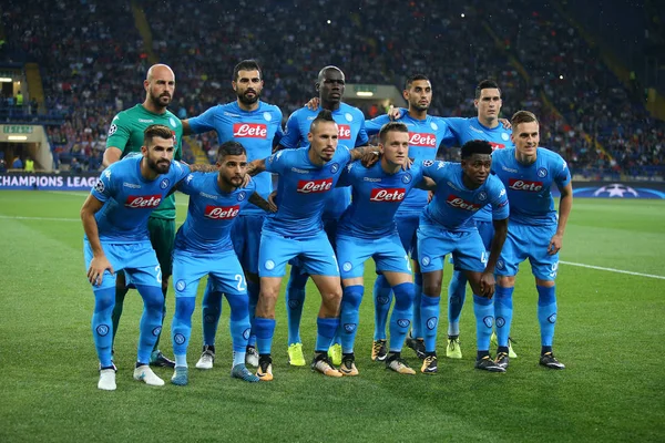 Kharkiv, Ukrayna - 13 Eylül, 2017: Ssc Napoli takım grup fotoğrafı maçtan önce. Şampiyonlar Ligi. Shakhtar - Napoli. Metalist Stadyumu