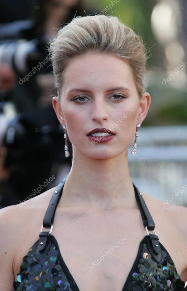 Модель Каролина Куркова (Karolina Kurkova) изображения Модель Каролина Куркова (Karolina Kurkova) изоражения