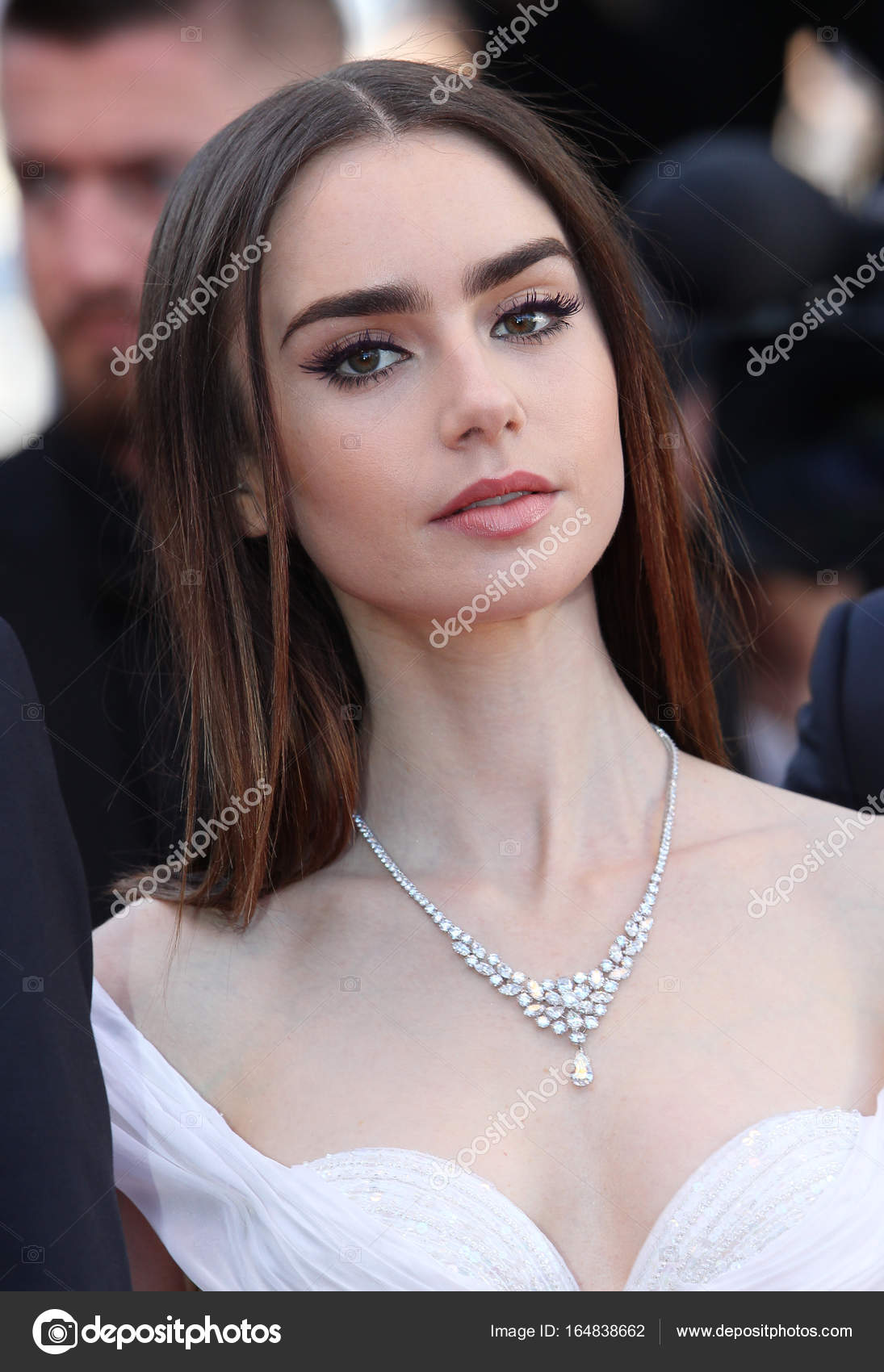 Lily Collins naked (66 photo), Pussy, Sideboobs, Selfie, panties 2018 Lily Collins naked (14 foto and video), Sexy, Paparazzi, Boobs, butt 2018