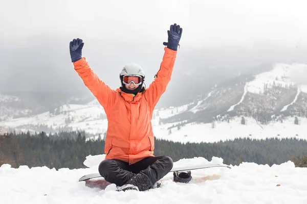 Κορίτσι με ένα snowboard — Φωτογραφία Αρχείου