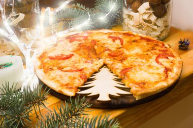 Noel Pizza'da. Sofra takımı