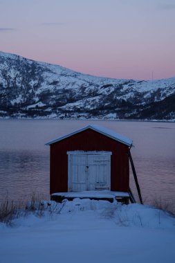 Tysfjorden, Norveç'in banka binası