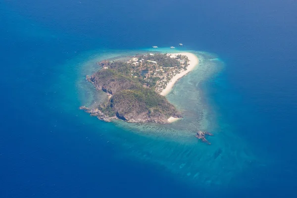 Havadan görünümü Koron Adası, Filipinler — Stok fotoğraf
