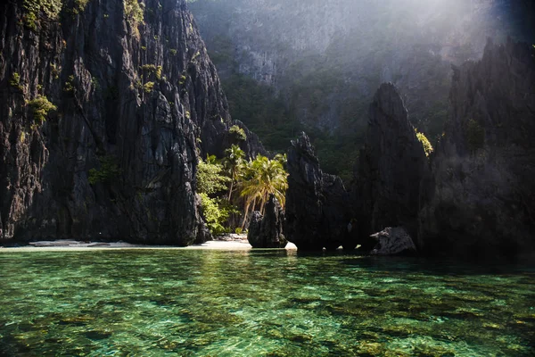 Waterscape, El Nido, Bacuit defne, Palawan Adası, Palawan eyaletinin, Filipinler — Stok fotoğraf