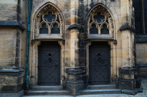 Kathedrale des Heiligen Vitus in Prag, Tschechische Republik. Fragment des Südportals — Stockfoto
