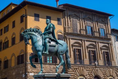 cosimo heykeli ben de medici üzerindeki piazza della signoria, florence, İtalya