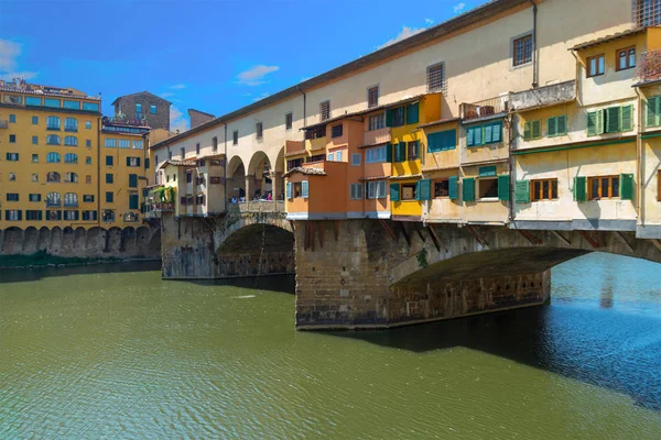 イタリア・フィレンツェのヴェッキオ橋 — ストック写真