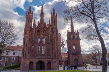 Castel Aziz Anna ve Francis Assisi kiliseler Vilnius, Litvanya
