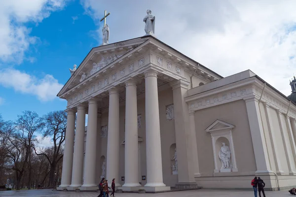 Cattedrale Basilica di San Stanislao E San Vladislav Con Il Campanile Vilnius, Lituania Europa — Foto Stock