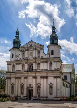 St Bernards Kilisesi, Krakow, Polonya görüntüleyin