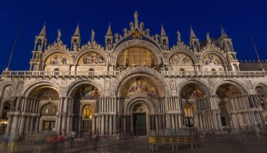 Akşam Basilica San Marco, Venedik, İtalya.