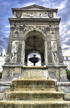 Paris, Fransa'da masumların çeşme.
