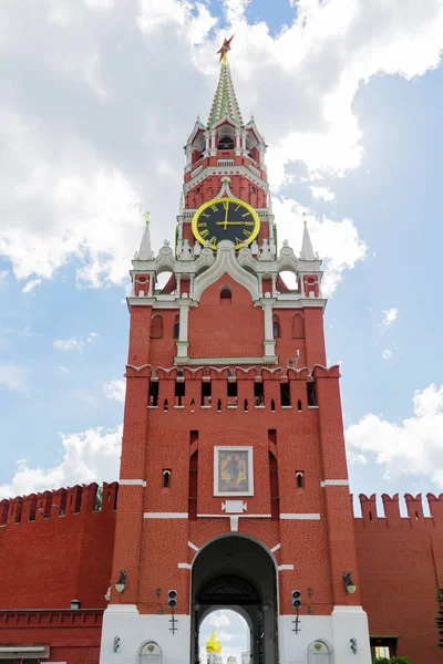 Europa. Russland. Moskau. Spasskaja-Turm im Moskauer Kreml — Stockfoto