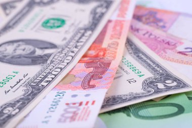 Farklı ülkelerden para arka plan: dolar, Euro, ruble, Zlotisi