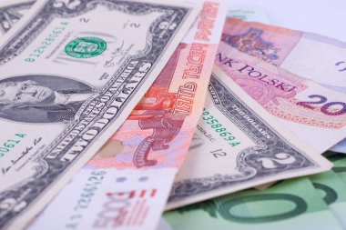 Farklı ülkelerden para arka plan: dolar, Euro, ruble, Zlotisi