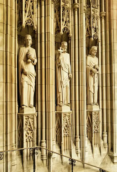 Sculptures Famous Saint Thomas Church Fifth Avenue New York City — Stock Photo, Image