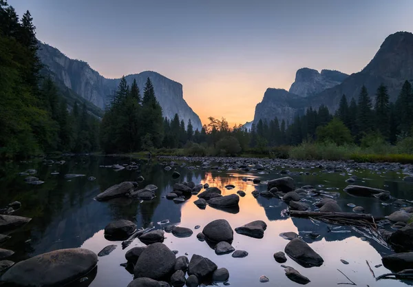 Bela Vista Parque Nacional Yosemite Pôr Sol Califórnia Eua — Fotografia de Stock