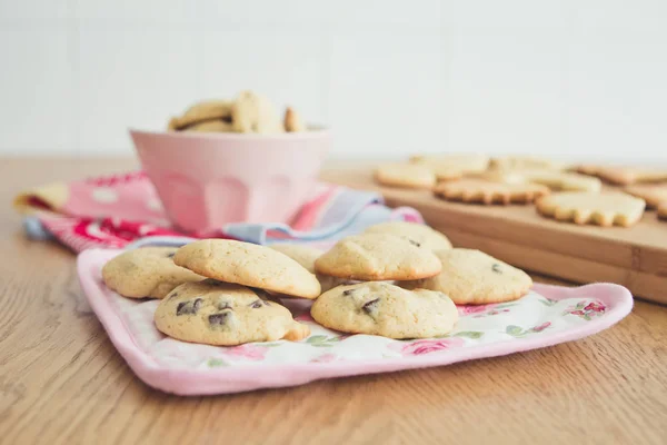 Gros Plan Sur Les Biscuits Faits Maison Sur Table Basse — Photo