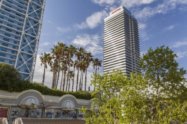 Olimpiyat liman ve barceloneta çeyrek, yapı kule.