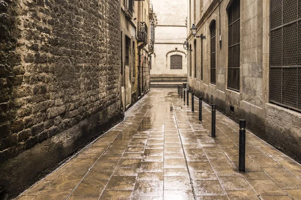 Calle antigua, barrio gótico, Barcelona . — Foto de Stock