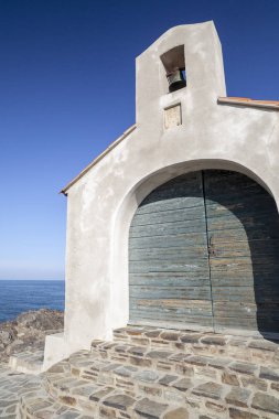 Akdeniz görünümü, mimari, dini yapı, Şapel saint vincent Fransız Collioure Köyü, Cote Vermeille, Occitanie, Fransa.